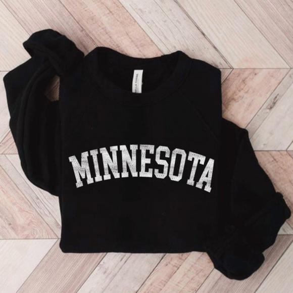 Oat Collective Lover Cropped Graphic Sweatshirt in Rose main image 0